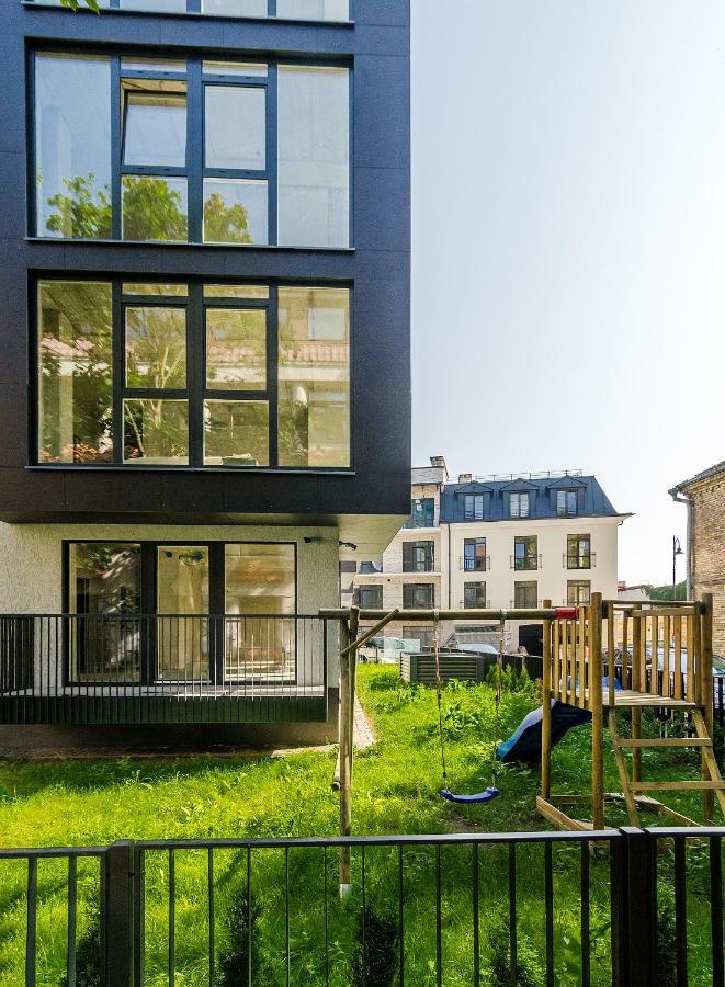 Happy Gold Studio, Self Check-in, Parking In The Underground Garage Apartment *