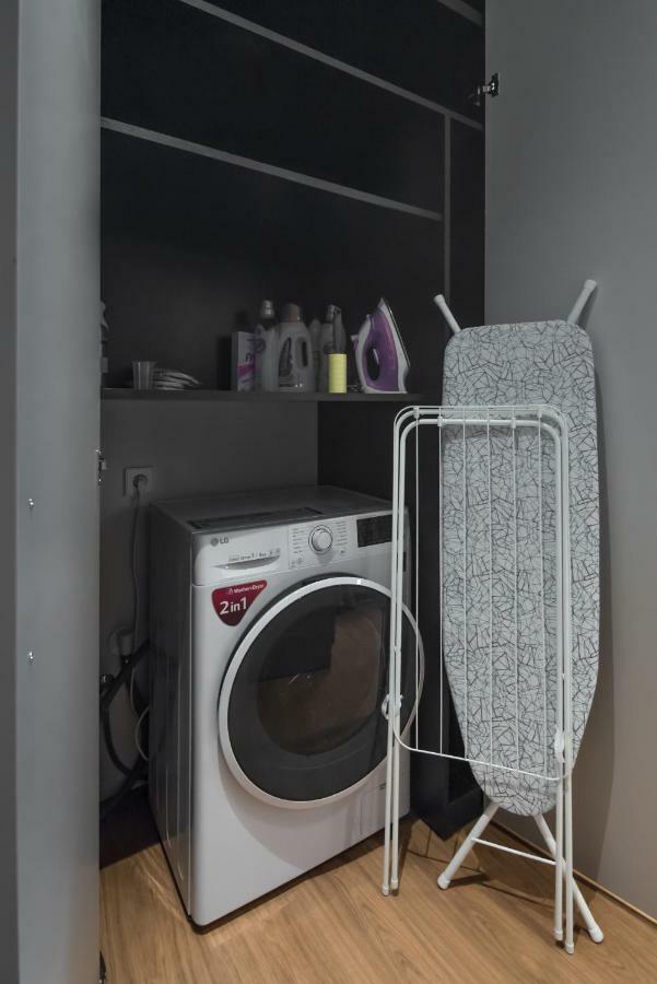 Happy Gold Studio, Self Check-in, Parking In The Underground Garage * Vilnius
